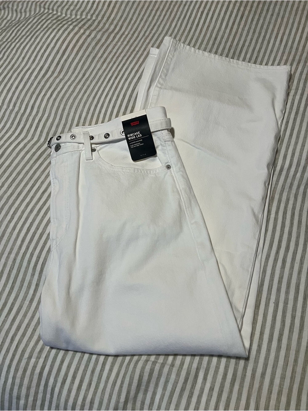 Levi's White Ribcage Wide Leg Jeans